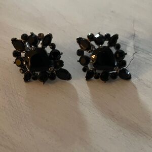 Black Cluster Stud Earrings - Women Jewelry